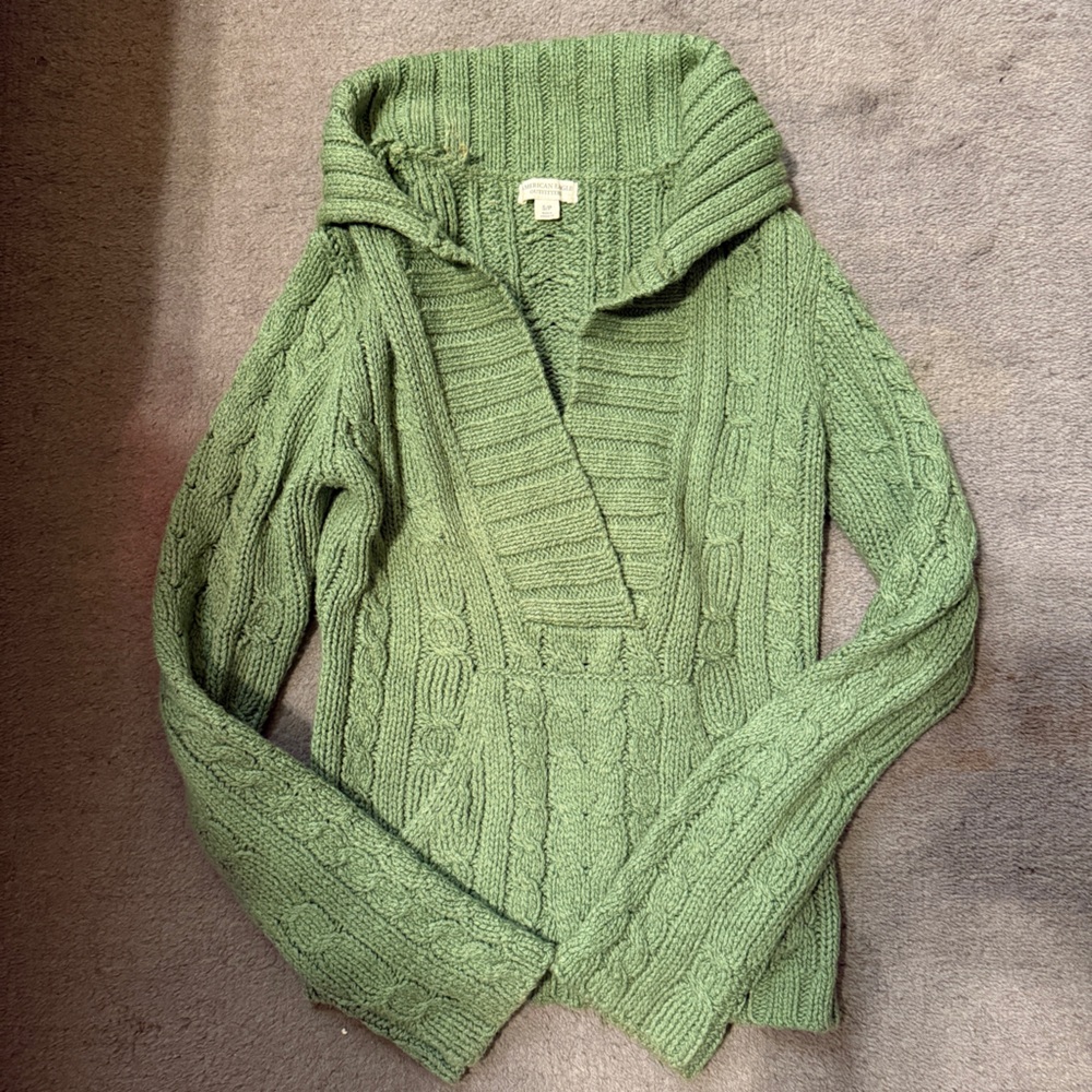 American Eagle Green Cable Knit Cardigan Size S Shawl Collar Cozy Sweater